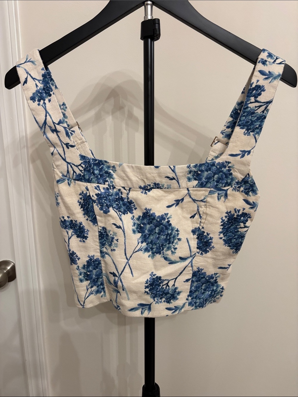 NWT Abercrombie Floral Square-Neck Crop Top - Blue/White